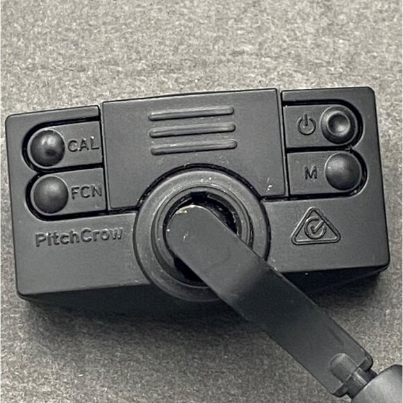 Korg PitchCrow Clip-On Guitar & Bass Tuner Accurate & Easy-To-Read Display Black - Picture 4 of 11